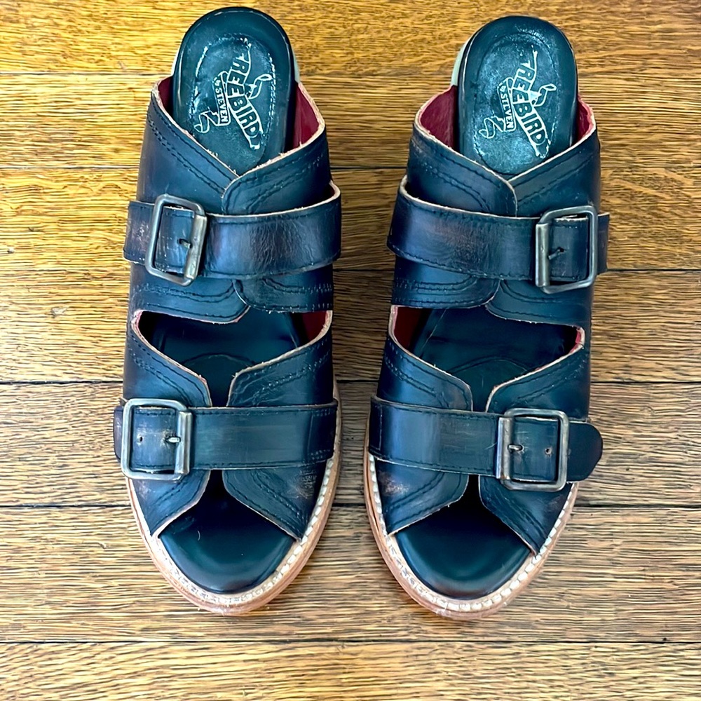 Freebird by Steven Black Leather Buckle Sandals with Tan Sole